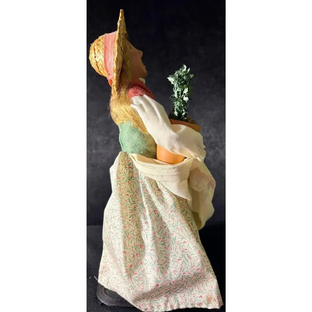 Byers Choice Williamsburg Colonial Woman With Topiary Signed and Dated 2001